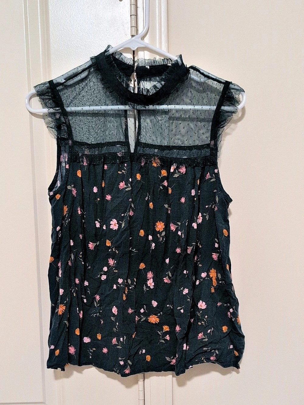 Floral Sheer Yoke Sleeveless Top in Green